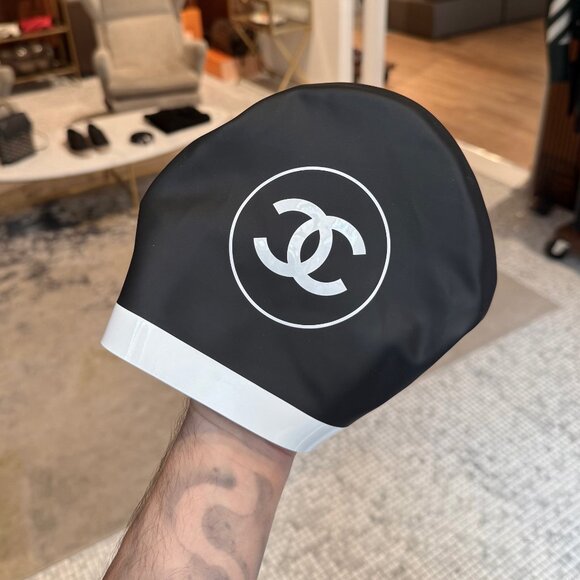 Chanel SS24 Set of 2 Black White CC Silicone Swim Caps - Picture 2 of 10